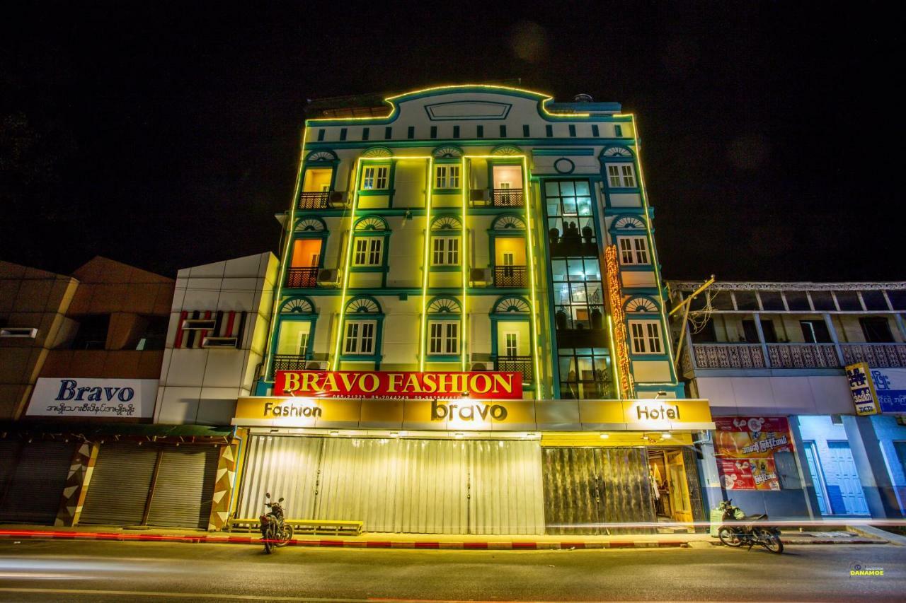 Bravo Hotel Pyin Oo Lwin Buitenkant foto